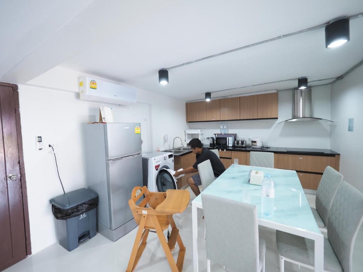Pool Villa 3 Bedroom 10 Persons 5-Min To Tiger Zoo - Njoy Pool Villa Si Racha Bagian luar foto